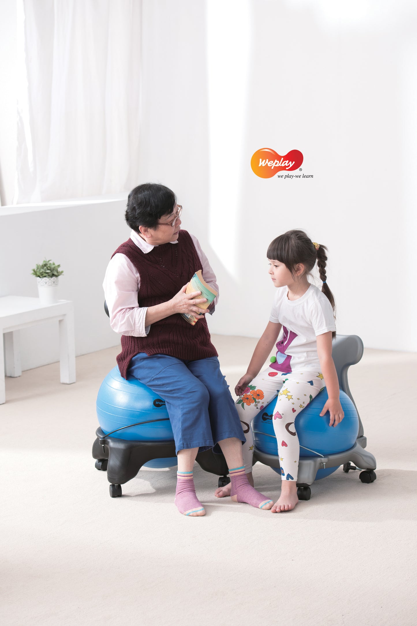 Chaise ballon moderne