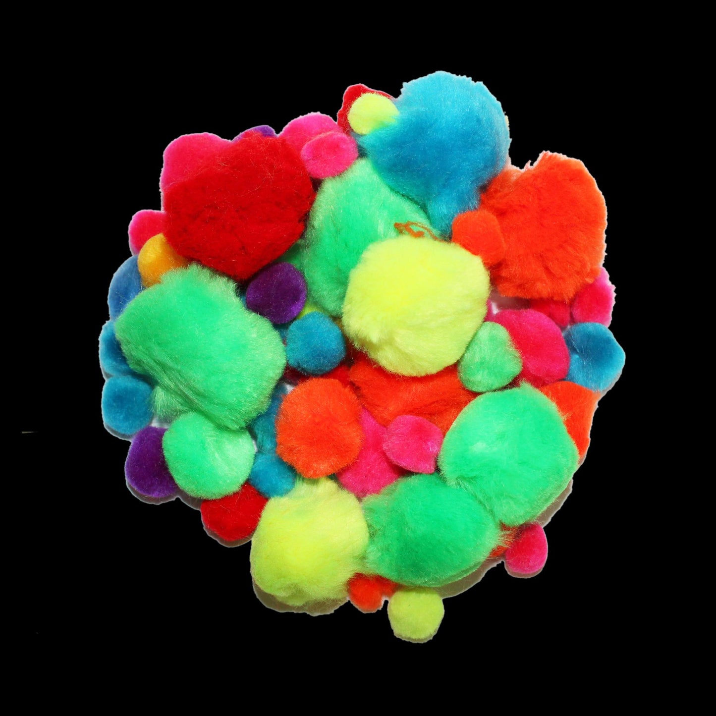 Pompons de tailles et couleurs mode variées