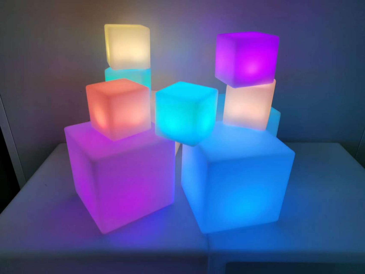 Cubes de construction lumineux – Jeu de 10