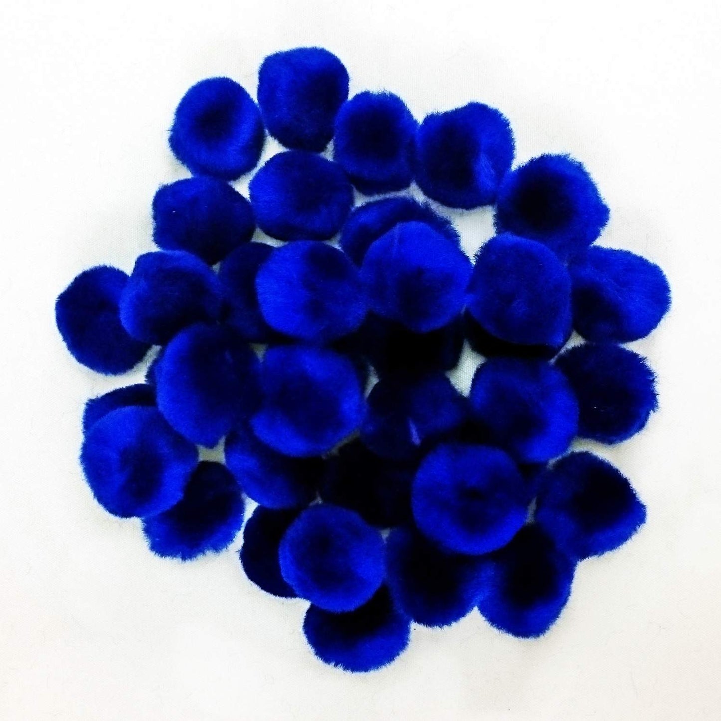 Pompons de couleurs unies