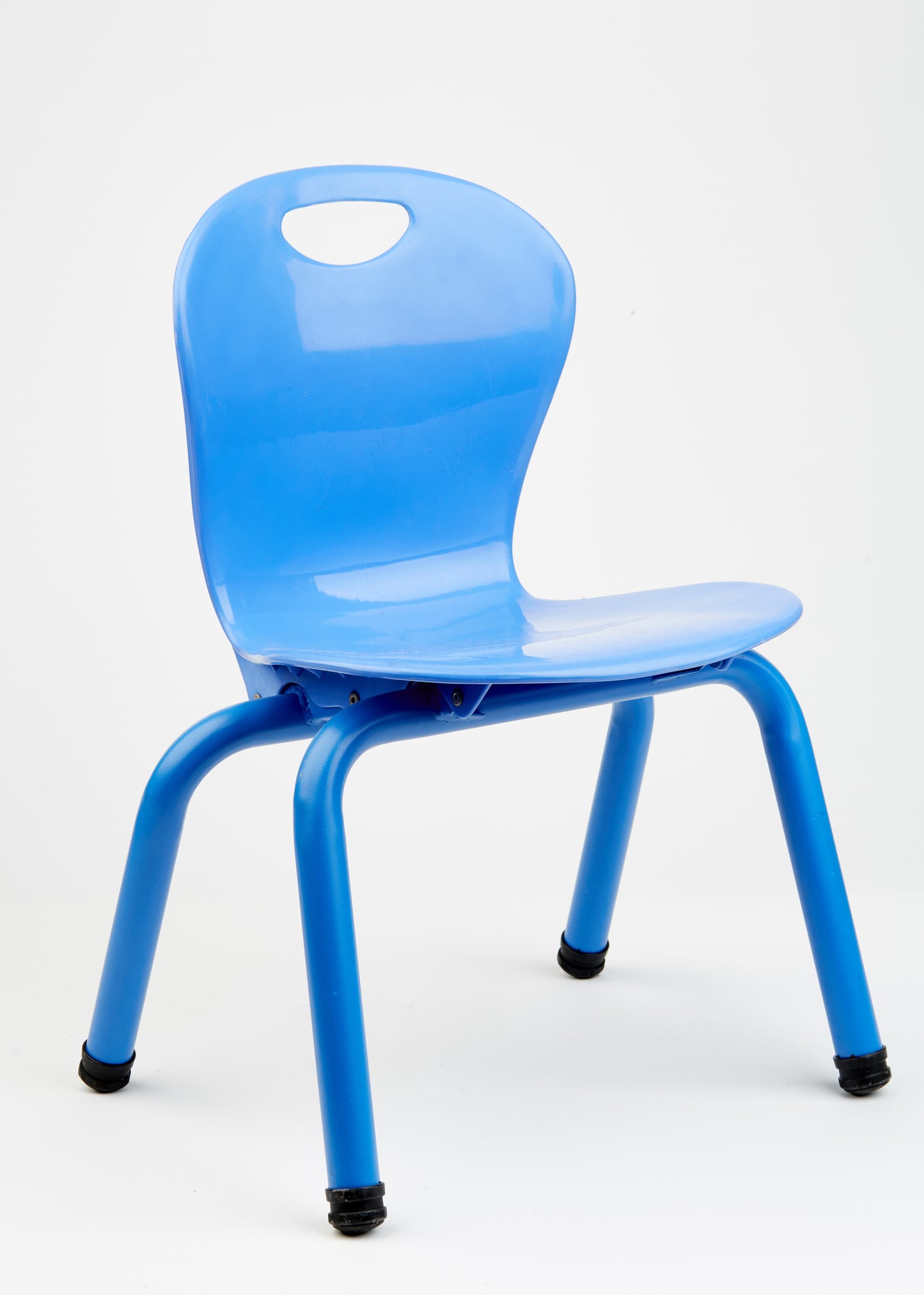 Chaises tubulaires empilables