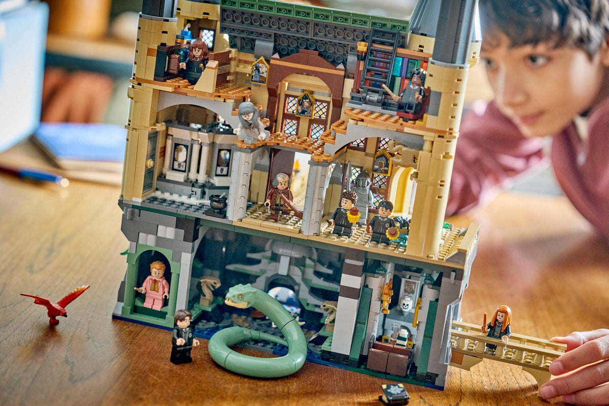 LEGO Harry Potter - 76473 - Le château de Poudlard : l’aile Est
