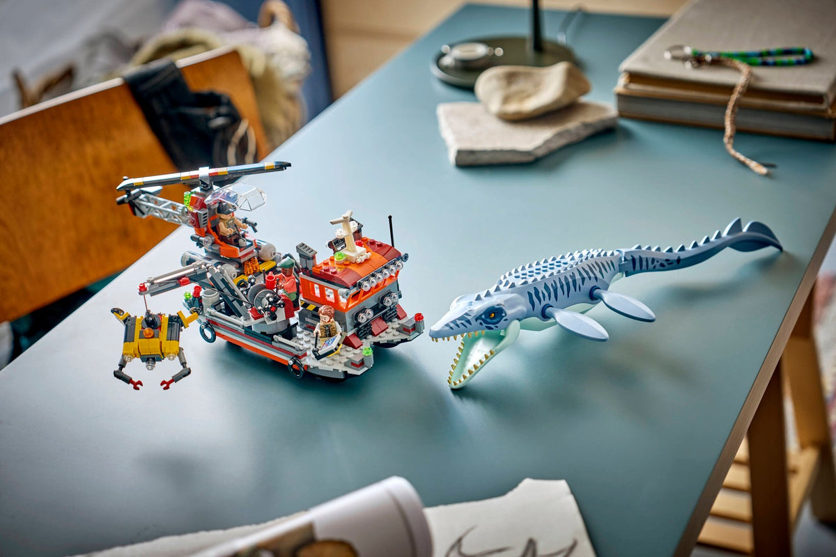 LEGO Jurassic World - 77983 - L’attaque du bateau par le mosasaure