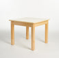 Tables carrées en bois