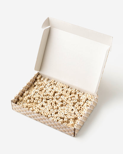 Jumbo Wooden Letter Beads – 800 Pieces