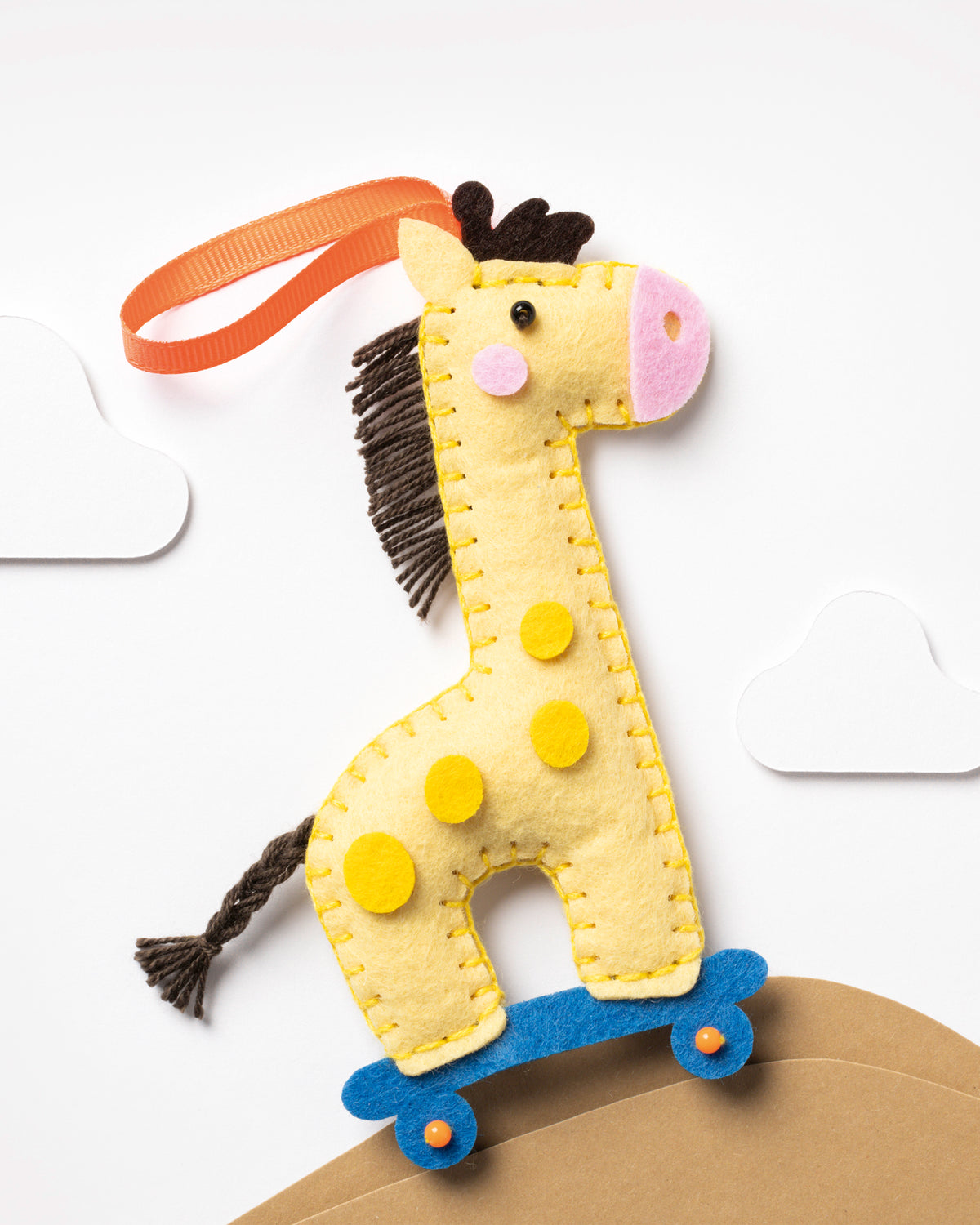 Mini Felt Sewing Kit – Giraffe
