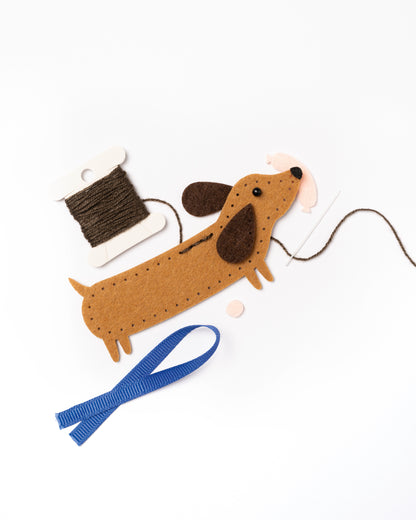 Mini Felt Sewing Kit – Sausage Dog